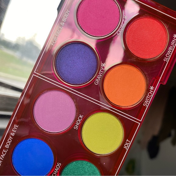 Urban Decay Wired Palette - Picture 4 of 5